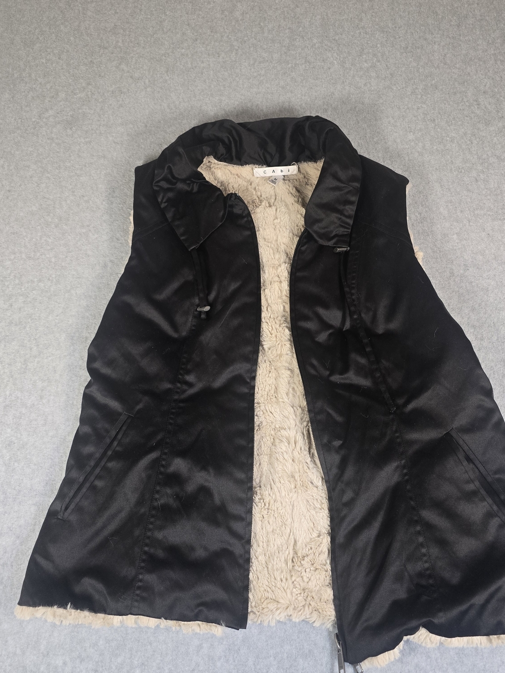 CAbi #698 Reversible Faux Fur Vest Womens M Black Beige Full Zip Pockets